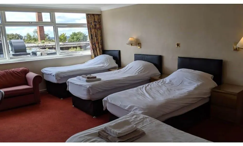 ***  The Highfield Hotel Брадфорд Великобритания